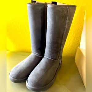 Ugh Boots Classic Tall Gray
